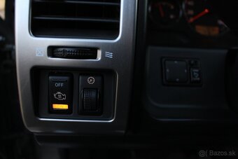 Nissan Patrol GR 3.0 DDTi, GU4, Prístrojovka v koži, 78000km - 15