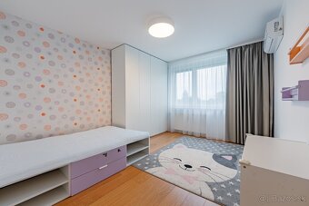 KRÁSNY ZREKONŠTRUOVANÝ 4i BYT - NEZÁBUDKOVA ul. - PIVNICA - 15