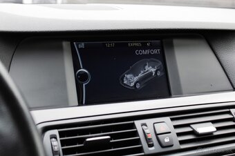 BMW rad 5 530d xDrive A/T - 15