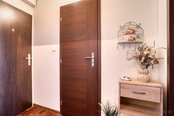 Na predaj útulný 2-izbový byt s dvomi balkónmi v Malackách - 15