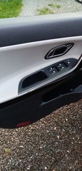 KIA ceed 1,6 GDi FIFA EDITION - 15