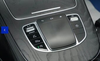Mercedes  E - 15