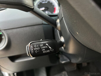 Škoda Octavia Combi 2.0 TDI Style DSG - 15