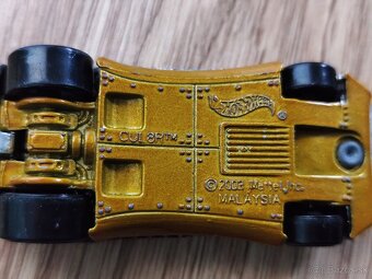 Hot Wheels - 15