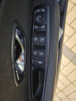 Fluence 1.6 16V Limited, ťažné, LPG, 80kw, EURO 5 - 15