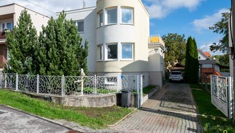 PEKNÝ RODINNÝ DOM KANIANKA 540 M2 - 15