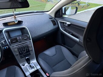 Volvo XC60 2.4D D5 163ps • Automatic • AWD 4x4 • Momentum • - 15