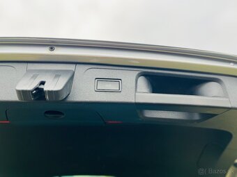 Volkswagen Passat B8, Variant 2.0TDI Elegance  DSG 7 - 15