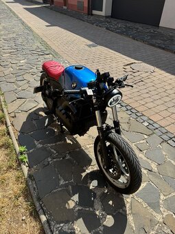 Predam BMW K1100 Cafe Racer - 15