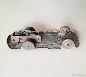 Staré hračky auto - 15