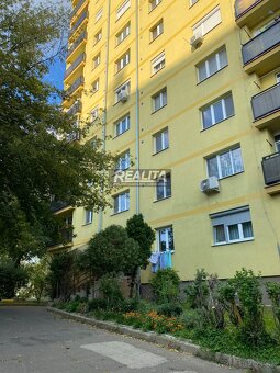 PEKNÝ 2-IZBOVÝ BYT V CENTRE MESTA, KOMPLETNÁ REKONŠTRUKCIA - 15