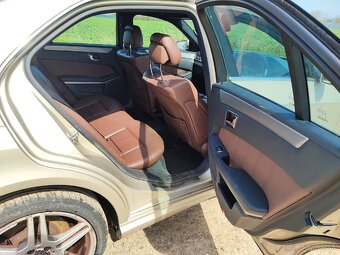 Rozpredám Mercedes E 250cdi w212 AMG - 15