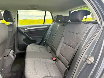 Volkswagen e-Golf, 32kWh,SoH 89%,CCS,NAVI, s DPH 13 960,-EUR - 15
