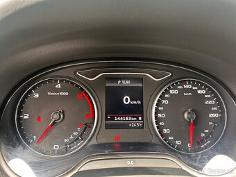 Audi A3 Limousine 1.6 TDI Ambiente – výborný stav, nehavarov - 15