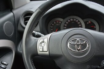 Toyota RAV4 2.00 4×4 VVT-i, 4×4 - 15