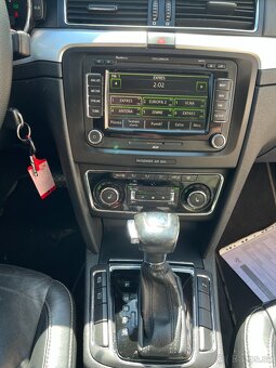 Škoda Superb 2.0 TDI  DSG 2011 - 15