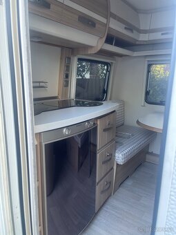 Prenajmem obytný prives FENDT 390 - 15