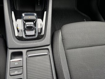 Predám Škoda Octavia Combi Ambition 2,0 TDi 85 kw DSG - 15