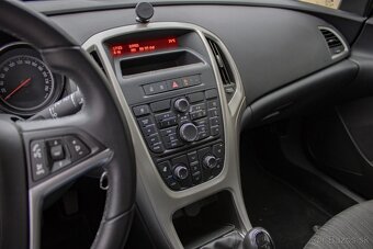 Opel Astra Sport Tourer ST 1.4 ecoflex /aj na splátky/ - 15