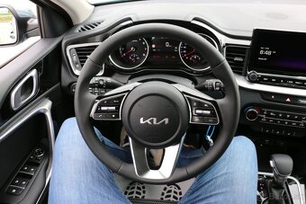 Kia Ceed 1,5 T-GDi AT GOLD LED pack - 15