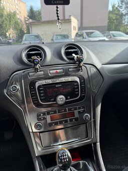 Ford Mondeo - 15
