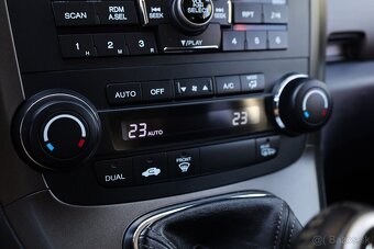 Honda CR-V 2.0 i-VTEC Comfort AWD - 15