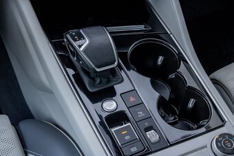 Volkswagen Touareg 3.0 V6 ELEGANCE / ZÁRUKA / AJ NA SPLÁTKY - 15