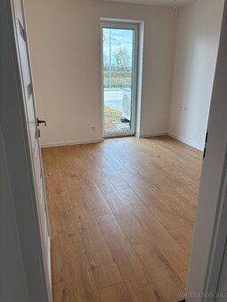 Moderný 4izb.rodinný dom v štandarde v novej zóne-Veselé - 15