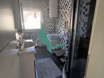 Chorvátsko -ostrov Vir - Na predaj útulný kompletne zariaden - 15