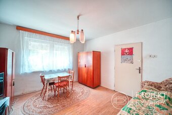 Na predaj rodinný dom, TEHLA, vhodný na bývanie či podnikani - 15