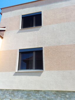 Roley a žalúzie - 15