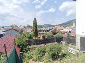 RD S KRÁSNYM POZEMKOM /237M2/ GARÁŽ,KRB,NOVÁ STRECHA PRI CEN - 15