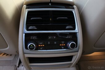 BMW Rad 7 730d xDrive A/T, Full Led, Soft Close, Masáže... - 15