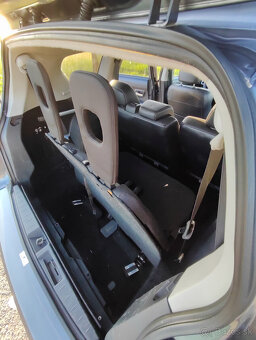 Citroën C-Crosser 2.2 HDi 4x4 – 7 miest, STK do 2027 - 15