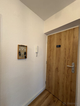 PRENÁJOM 2-izbový byt pri centre mesta s Parkovaním. - 15