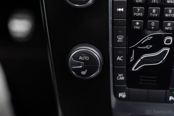 Volvo V40 D4 2.0L R- Desing - 15