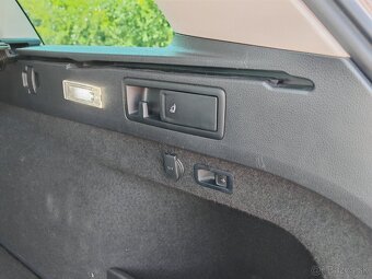 VW Passat B8 Variant Highline 2.0TDi DSG6 - 15