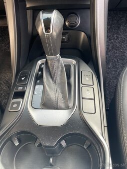 Hyundai Santa Fe 4X4 2,2 CRDI 145KW A/T kúpené na Slovensku - 15