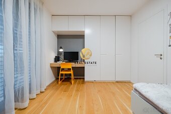 Na PREDAJ Exkluzívny 3i.izb byt s terasou v krásnej časti Br - 15
