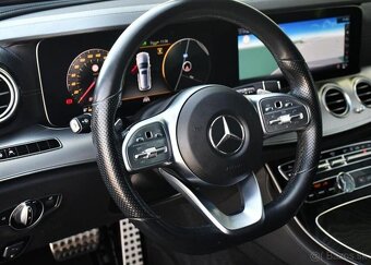 Mercedes-Benz Třídy E 300de N.TOP PANO K360° 143 kw - 15