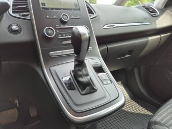 7-miestny Renault Scénic Blue dCi 120 Intens EDC - 15