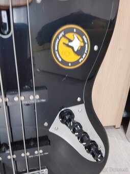 Marcus Miller elektronická bassgitara - 15