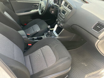 Kia Ceed 1.4 benzín 74 kW, 1.majiteľ, 24.000 km - 15