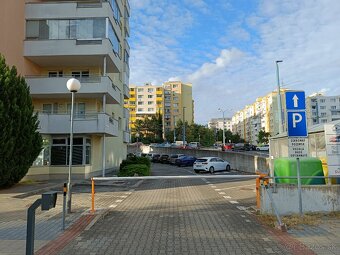 2-izbový byt s dvoma balkónmi a klimatizáciou - 15