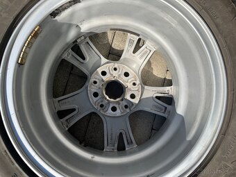BMW - 4ks hlinikové disky 16” + pneumatiky - 15