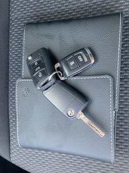 VW Tiguan Allspace 2.0 TDI DSG 4x4, 2019, 120142 km - 15