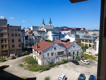 Exkluzívny 4-izbový byt v historickom srdci mesta - Žilina - 15