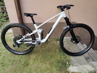 Horsky bicykel celoodpruzeny carbon ram L pneu 29 - 15