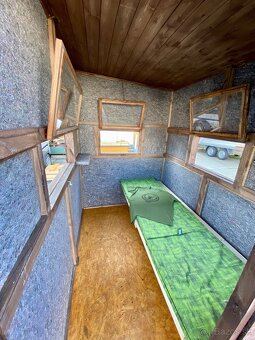 Posed Delux + podstavec Akcia komplet - 15