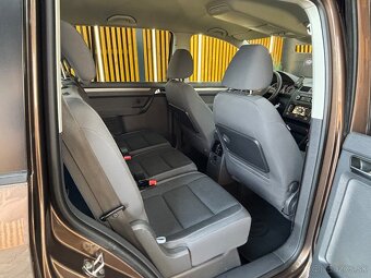 Volkswagen Touran 2.0 TDI Comfortline - 15